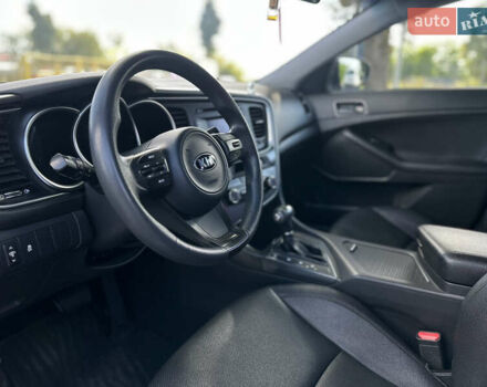 Серый Киа K5, объемом двигателя 2 л и пробегом 232 тыс. км за 10200 $, фото 26 на Automoto.ua