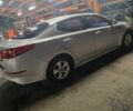 Сірий Кіа K5, об'ємом двигуна 2 л та пробігом 365 тис. км за 10000 $, фото 14 на Automoto.ua