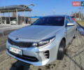Серый Киа K5, объемом двигателя 2 л и пробегом 155 тыс. км за 14200 $, фото 5 на Automoto.ua