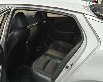 Серый Киа K5, объемом двигателя 2 л и пробегом 270 тыс. км за 8800 $, фото 12 на Automoto.ua