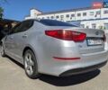 Серый Киа K5, объемом двигателя 2 л и пробегом 306 тыс. км за 9900 $, фото 2 на Automoto.ua