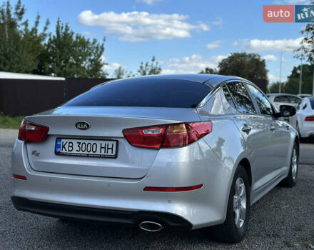 Серый Киа K5, объемом двигателя 2 л и пробегом 232 тыс. км за 10200 $, фото 10 на Automoto.ua