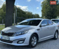 Серый Киа K5, объемом двигателя 2 л и пробегом 232 тыс. км за 10200 $, фото 9 на Automoto.ua