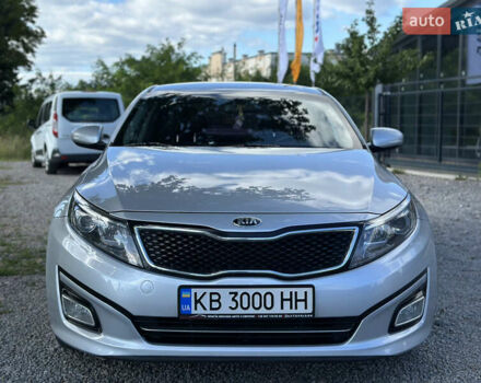 Серый Киа K5, объемом двигателя 2 л и пробегом 232 тыс. км за 10200 $, фото 6 на Automoto.ua