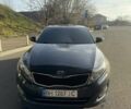 Серый Киа K5, объемом двигателя 2 л и пробегом 200 тыс. км за 11000 $, фото 30 на Automoto.ua