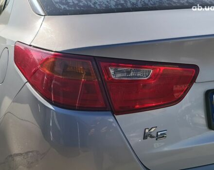 Серый Киа K5, объемом двигателя 2 л и пробегом 365 тыс. км за 7490 $, фото 8 на Automoto.ua