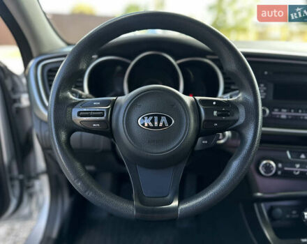 Серый Киа K5, объемом двигателя 2 л и пробегом 232 тыс. км за 10200 $, фото 33 на Automoto.ua