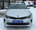 Сірий Кіа K5, об'ємом двигуна 2 л та пробігом 260 тис. км за 12500 $, фото 1 на Automoto.ua