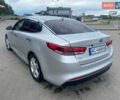 Серый Киа K5, объемом двигателя 2 л и пробегом 338 тыс. км за 12000 $, фото 7 на Automoto.ua
