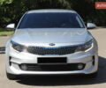 Серый Киа K5, объемом двигателя 2 л и пробегом 158 тыс. км за 14799 $, фото 4 на Automoto.ua