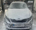 Серый Киа K5, объемом двигателя 0 л и пробегом 335 тыс. км за 9250 $, фото 17 на Automoto.ua