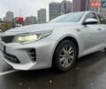 Сірий Кіа K5, об'ємом двигуна 2 л та пробігом 189 тис. км за 11500 $, фото 43 на Automoto.ua