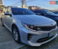 Серый Киа K5, объемом двигателя 2 л и пробегом 155 тыс. км за 14200 $, фото 8 на Automoto.ua