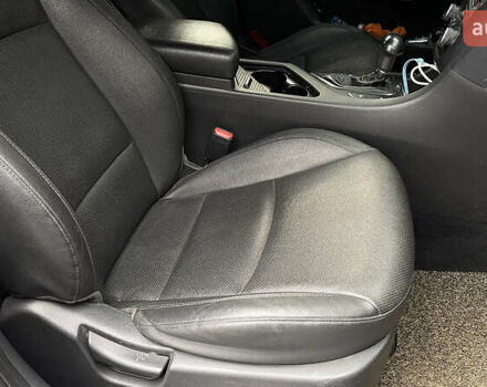 Серый Киа K5, объемом двигателя 2 л и пробегом 197 тыс. км за 11000 $, фото 30 на Automoto.ua