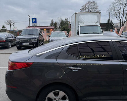 Серый Киа K5, объемом двигателя 2 л и пробегом 240 тыс. км за 11400 $, фото 13 на Automoto.ua