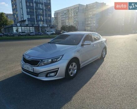 Серый Киа K5, объемом двигателя 2 л и пробегом 237 тыс. км за 9900 $, фото 8 на Automoto.ua
