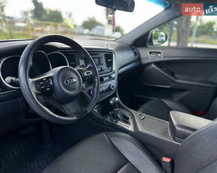 Серый Киа K5, объемом двигателя 2 л и пробегом 232 тыс. км за 10200 $, фото 27 на Automoto.ua