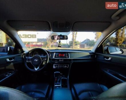 Киа K5 2016 в Первомайском на Automoto.ua Серый Киа K5, объемом двигателя 2 л и пробегом 305 тыс. км за 11000 $, фото 1 на Automoto.ua
