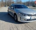 Серый Киа K5, объемом двигателя 2 л и пробегом 117 тыс. км за 14900 $, фото 30 на Automoto.ua