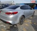 Серый Киа K5, объемом двигателя 2 л и пробегом 117 тыс. км за 14900 $, фото 82 на Automoto.ua