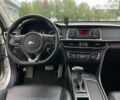 Серый Киа K5, объемом двигателя 2 л и пробегом 210 тыс. км за 9999 $, фото 13 на Automoto.ua