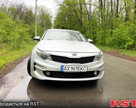 Сірий Кіа K5, об'ємом двигуна 2 л та пробігом 250 тис. км за 8900 $, фото 1 на Automoto.ua