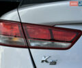 Серый Киа K5, объемом двигателя 2 л и пробегом 355 тыс. км за 12900 $, фото 4 на Automoto.ua