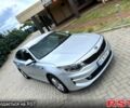 Серый Киа K5, объемом двигателя 2 л и пробегом 200 тыс. км за 9600 $, фото 1 на Automoto.ua