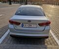 Серый Киа K5, объемом двигателя 2 л и пробегом 285 тыс. км за 13000 $, фото 4 на Automoto.ua
