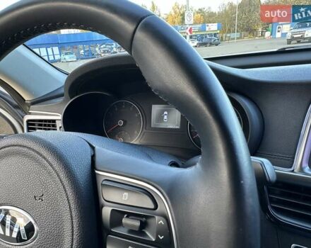 Сірий Кіа K5, об'ємом двигуна 2 л та пробігом 106 тис. км за 13300 $, фото 21 на Automoto.ua