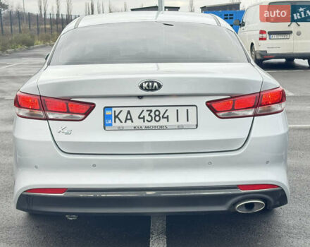 Серый Киа K5, объемом двигателя 2 л и пробегом 307 тыс. км за 8950 $, фото 5 на Automoto.ua