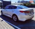 Серый Киа K5, объемом двигателя 2 л и пробегом 240 тыс. км за 10200 $, фото 5 на Automoto.ua