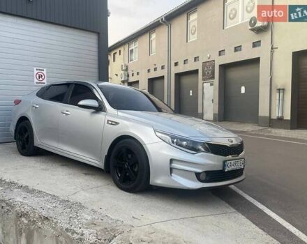 Серый Киа K5, объемом двигателя 2 л и пробегом 281 тыс. км за 11450 $, фото 19 на Automoto.ua