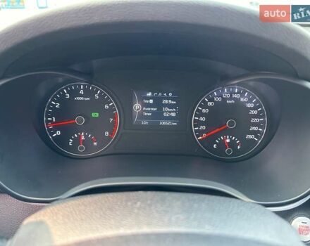 Сірий Кіа K5, об'ємом двигуна 2 л та пробігом 106 тис. км за 13300 $, фото 30 на Automoto.ua