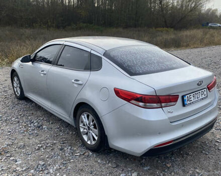 Сірий Кіа K5, об'ємом двигуна 2 л та пробігом 142 тис. км за 10000 $, фото 3 на Automoto.ua