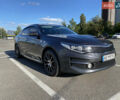Серый Киа K5, объемом двигателя 2 л и пробегом 320 тыс. км за 14500 $, фото 2 на Automoto.ua