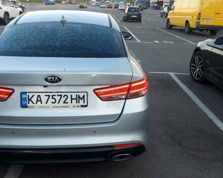 Серый Киа K5, объемом двигателя 2 л и пробегом 290 тыс. км за 12000 $, фото 22 на Automoto.ua