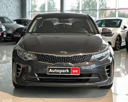 Серый Киа K5, объемом двигателя 2 л и пробегом 122 тыс. км за 11990 $, фото 1 на Automoto.ua