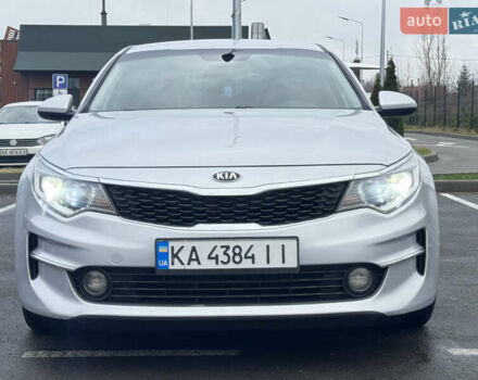 Серый Киа K5, объемом двигателя 2 л и пробегом 307 тыс. км за 8950 $, фото 1 на Automoto.ua