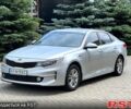 Серый Киа K5, объемом двигателя 2 л и пробегом 200 тыс. км за 9600 $, фото 2 на Automoto.ua