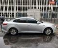 Сірий Кіа K5, об'ємом двигуна 2 л та пробігом 265 тис. км за 10999 $, фото 5 на Automoto.ua
