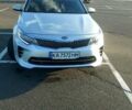 Серый Киа K5, объемом двигателя 2 л и пробегом 290 тыс. км за 12000 $, фото 8 на Automoto.ua