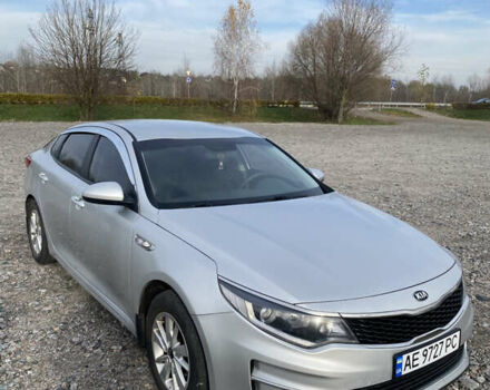 Сірий Кіа K5, об'ємом двигуна 2 л та пробігом 142 тис. км за 10000 $, фото 8 на Automoto.ua