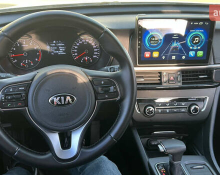 Сірий Кіа K5, об'ємом двигуна 2 л та пробігом 267 тис. км за 13700 $, фото 8 на Automoto.ua
