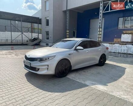 Серый Киа K5, объемом двигателя 2 л и пробегом 281 тыс. км за 11250 $, фото 10 на Automoto.ua