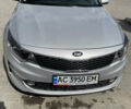 Серый Киа K5, объемом двигателя 2 л и пробегом 136 тыс. км за 11500 $, фото 3 на Automoto.ua