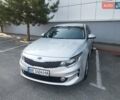 Сірий Кіа K5, об'ємом двигуна 2 л та пробігом 235 тис. км за 11900 $, фото 9 на Automoto.ua