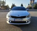 Киа K5 2016 в Первомайском на Automoto.ua Серый Киа K5, объемом двигателя 2 л и пробегом 305 тыс. км за 11000 $, фото 3 на Automoto.ua