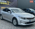 Серый Киа K5, объемом двигателя 2 л и пробегом 167 тыс. км за 9750 $, фото 1 на Automoto.ua