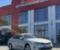Серый Киа K5, объемом двигателя 2 л и пробегом 200 тыс. км за 12000 $, фото 12 на Automoto.ua